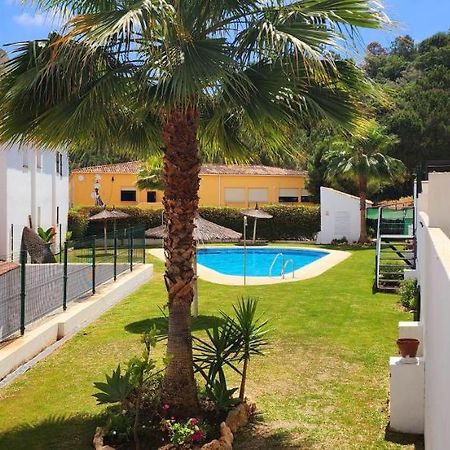 Bajo Con Jardin Deluxe Apartamento Benahavís Exterior foto