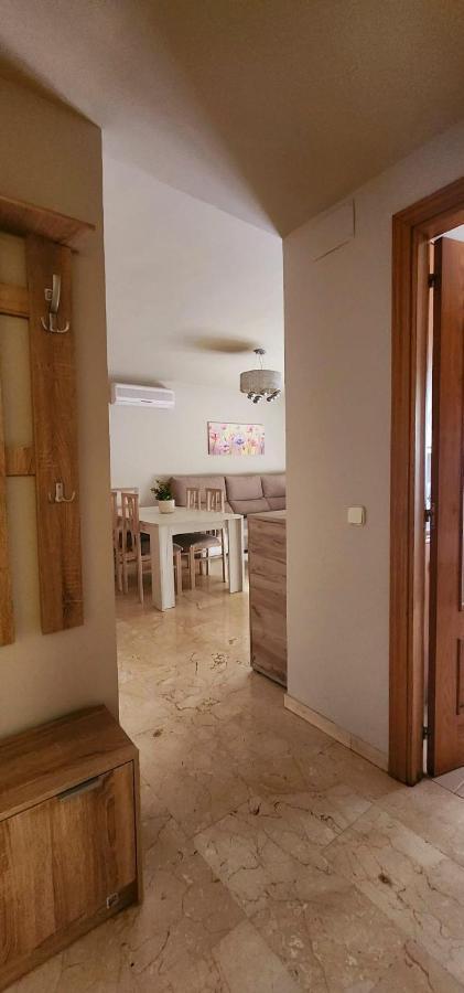 Bajo Con Jardin Deluxe Apartamento Benahavís Exterior foto